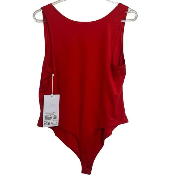 Lululemon NWT Red Soft Nulu Square Neck Bodysuit Sleeveless Thong Cut - Picture 3 of 11